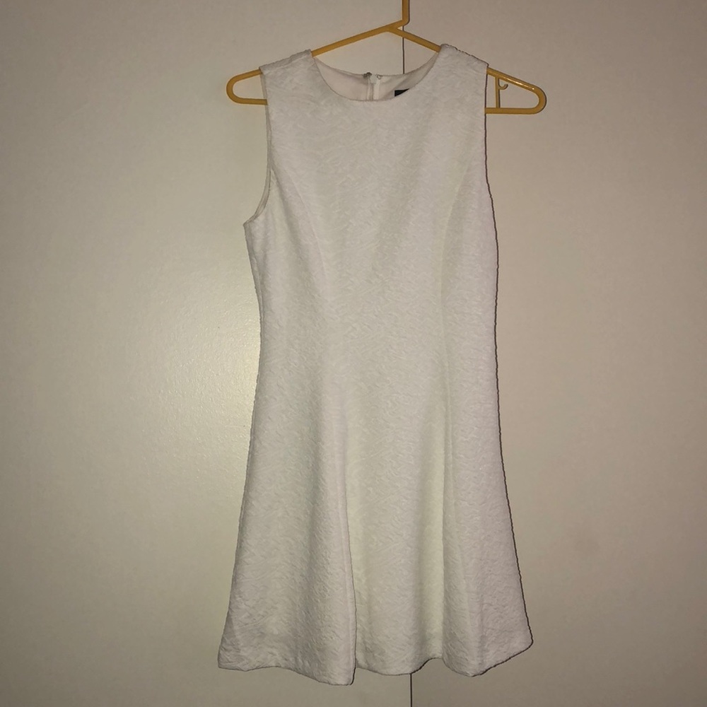 Fitted and flare white dress